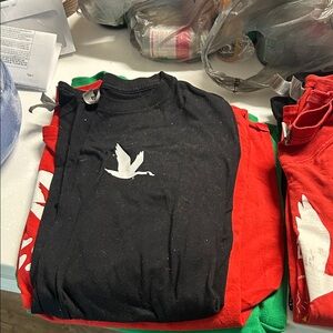 Hanes Black T-Shirt with White Goose Graphic